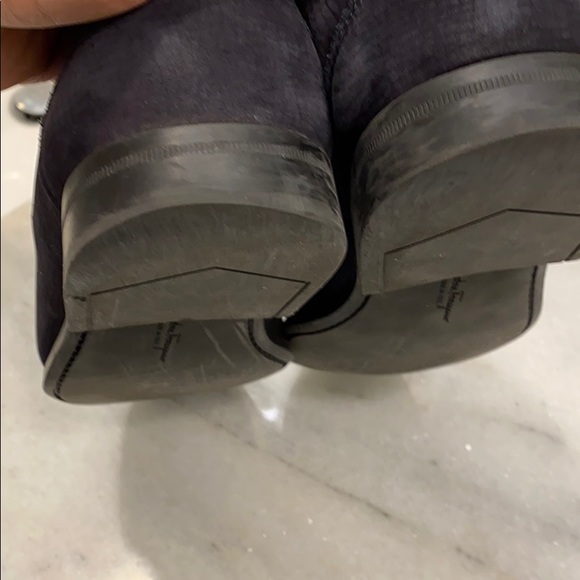 Ferragamo shoes - Picture 3 of 6